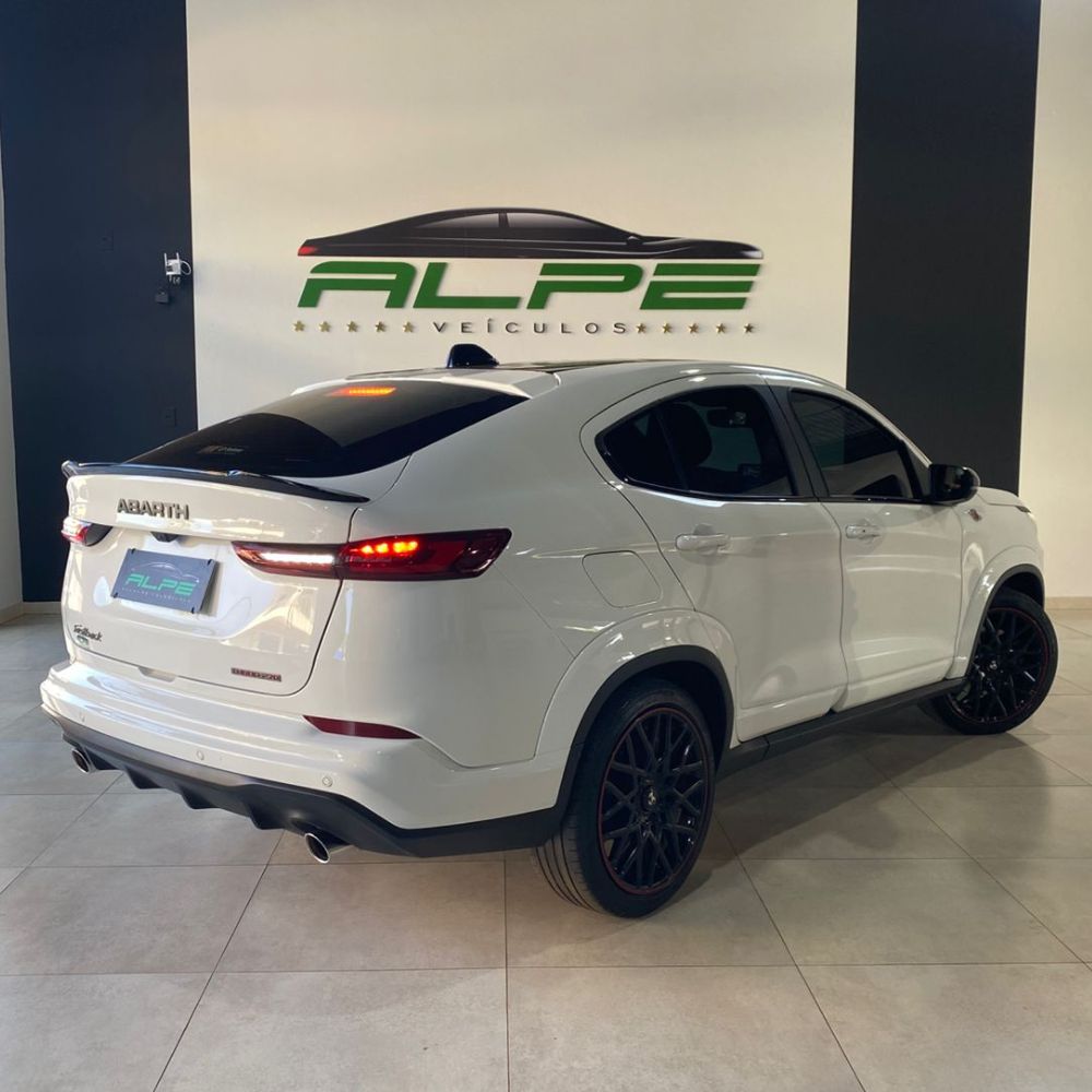 ABARTH FASTBACK 1.3 TURBO AUTOM (FLEX) 2025