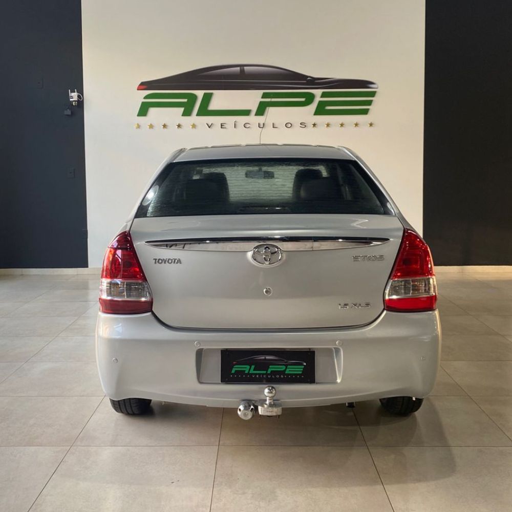 ETIOS XLS 1.5 MAN (FLEX) 2016