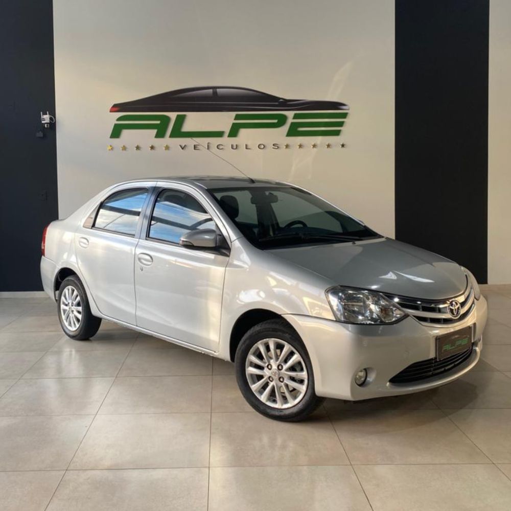 ETIOS XLS 1.5 MAN (FLEX) 2016