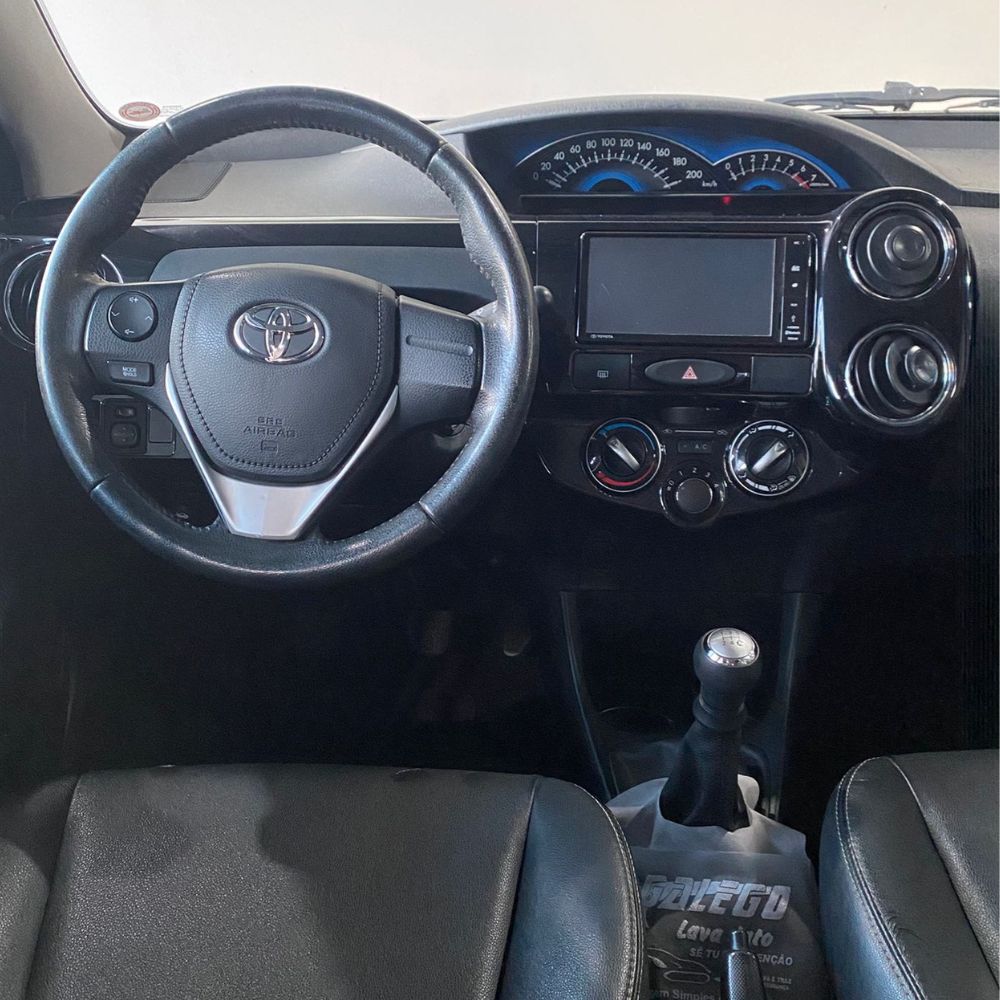 ETIOS XLS 1.5 MAN (FLEX) 2016