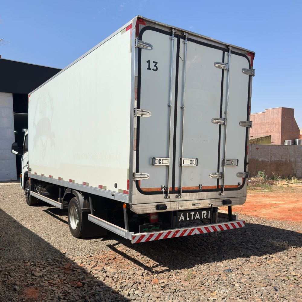 VOLKSWAGEN 11.180 4x2 2022