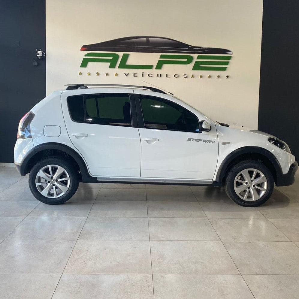 SANDERO STEPWAY 1.6 AUTOM  (FLEX) 2014