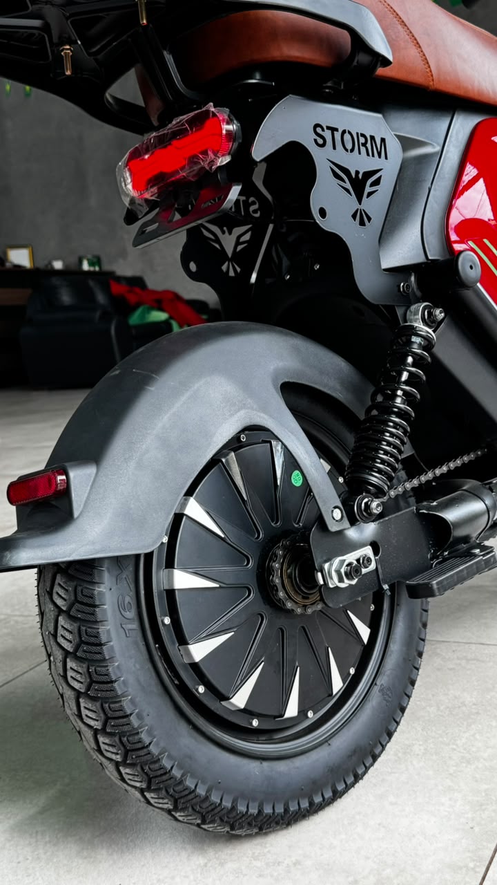 Autopropelido ULTRA MOOVE — STORM