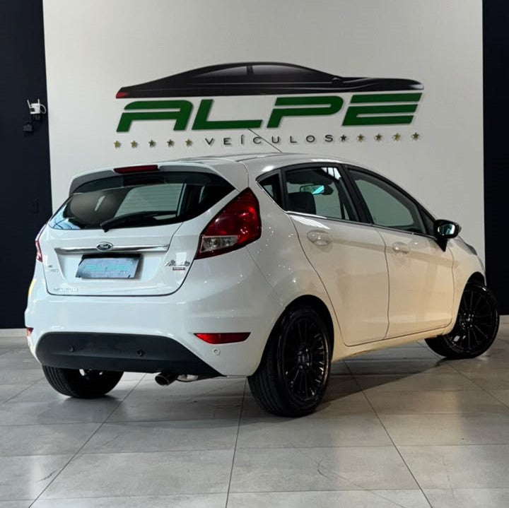 FIESTA 1.6 16V FLEX AUT. TITANIUM 4P 2015